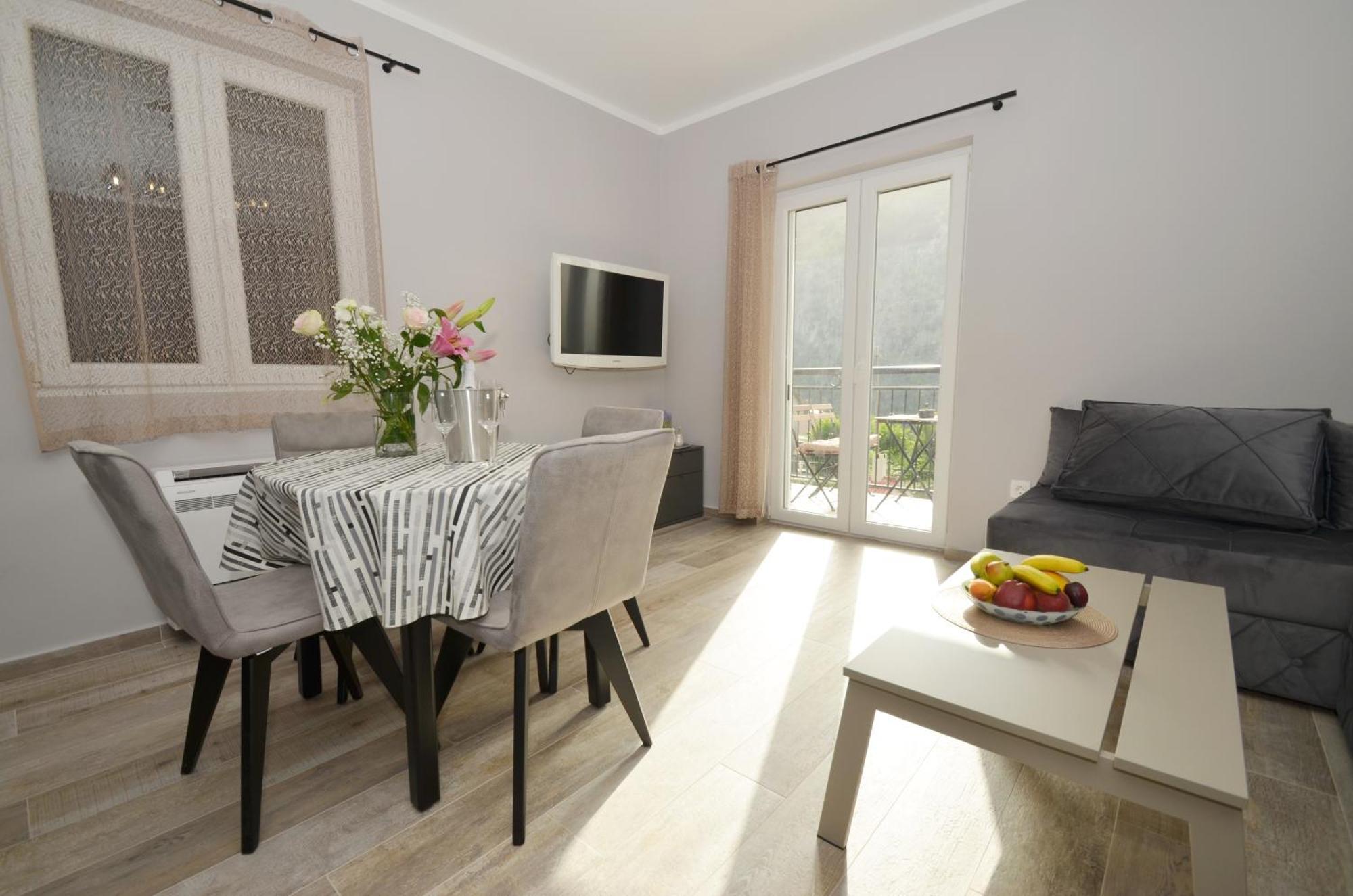 Apartments Orizzonte With Beautiful View Of The Bay Kotor Luaran gambar