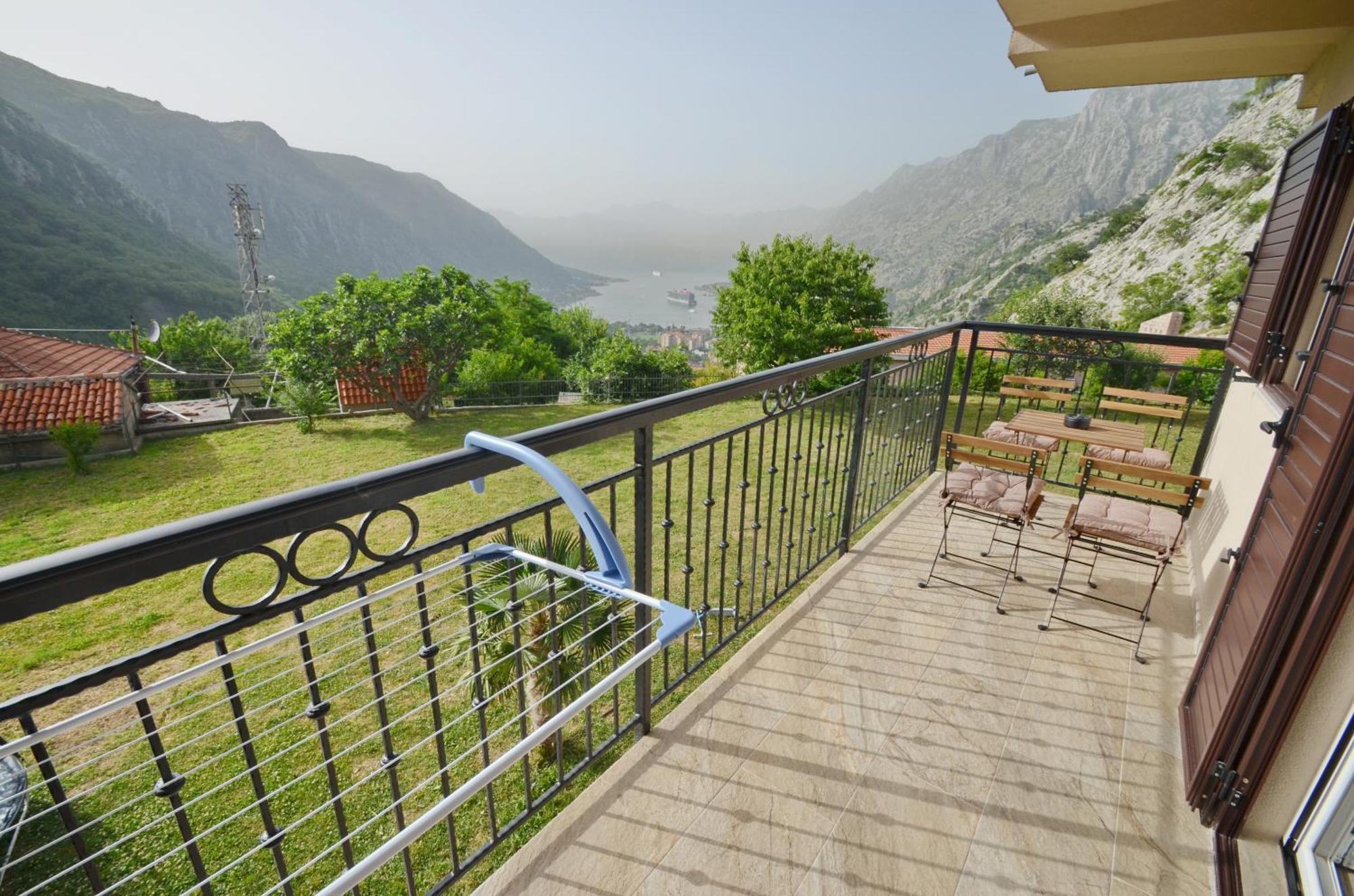 Apartments Orizzonte With Beautiful View Of The Bay Kotor Luaran gambar